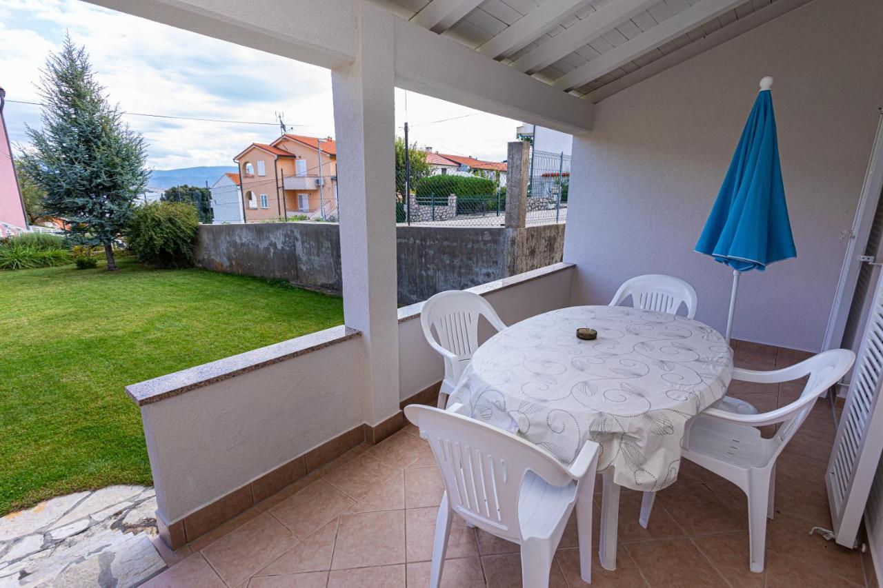 Apartments Crnekovic I Zarok باشْكا المظهر الخارجي الصورة