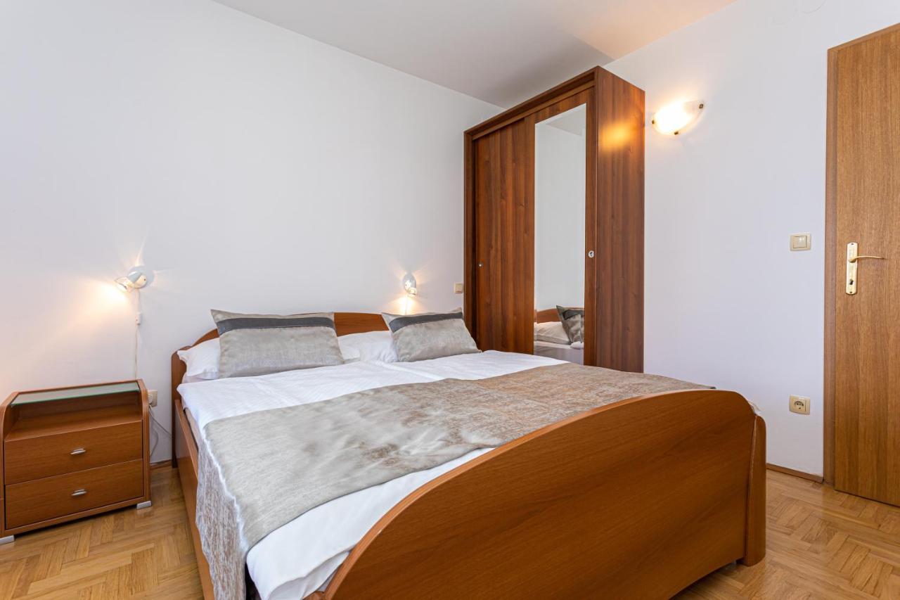 Apartments Crnekovic I Zarok باشْكا المظهر الخارجي الصورة