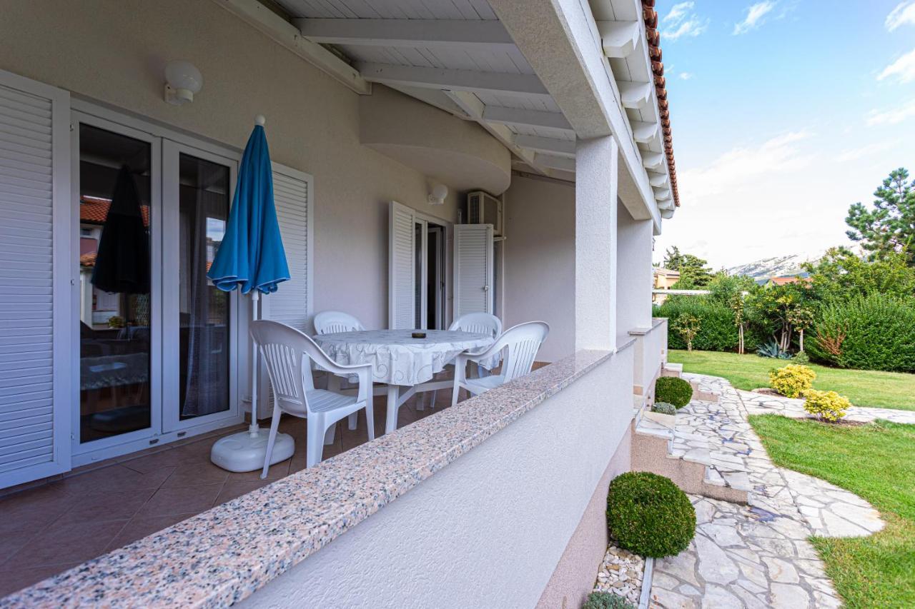 Apartments Crnekovic I Zarok باشْكا المظهر الخارجي الصورة