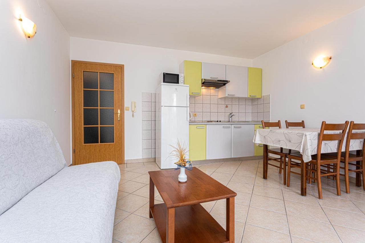 Apartments Crnekovic I Zarok باشْكا المظهر الخارجي الصورة