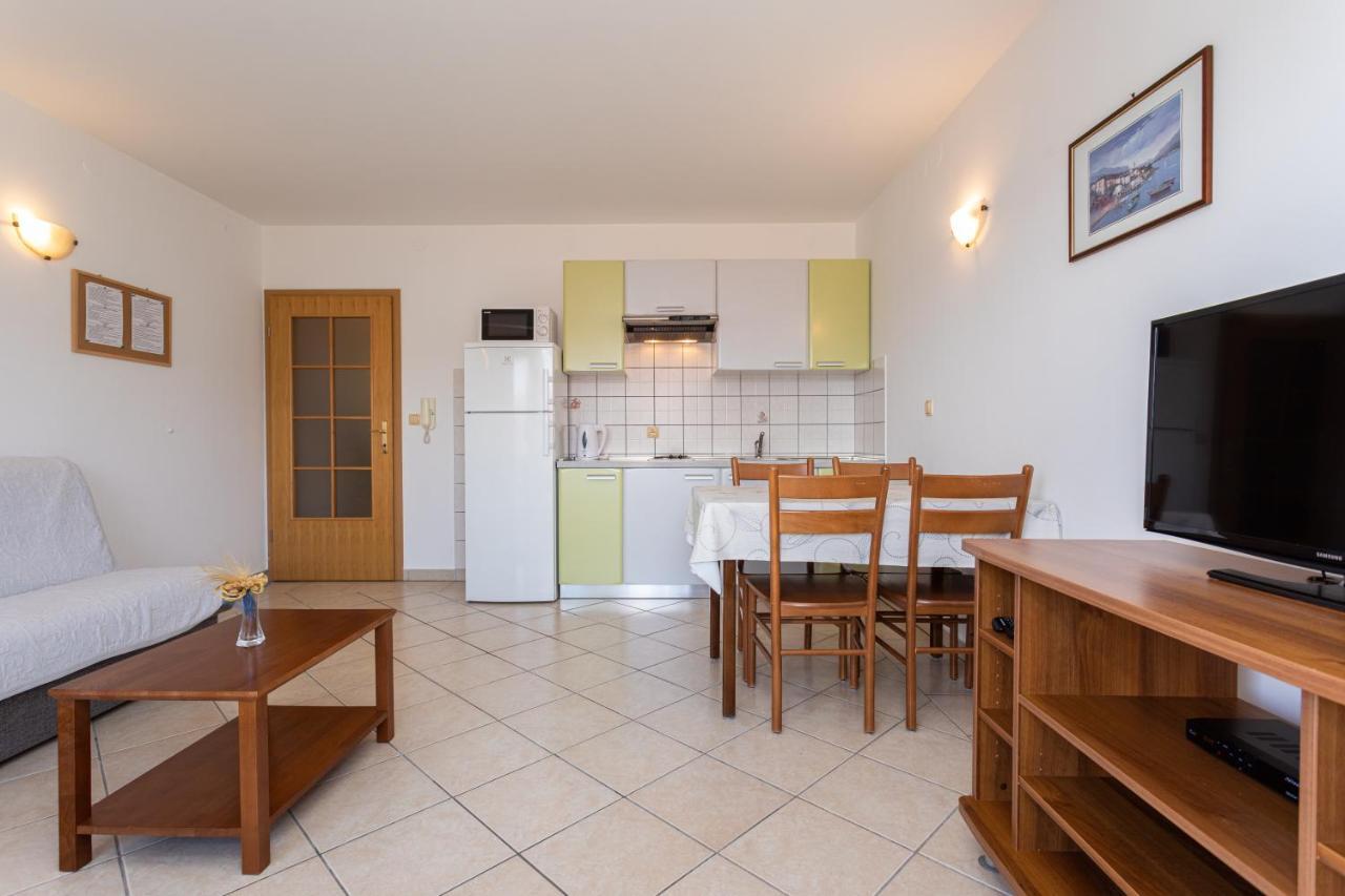 Apartments Crnekovic I Zarok باشْكا المظهر الخارجي الصورة