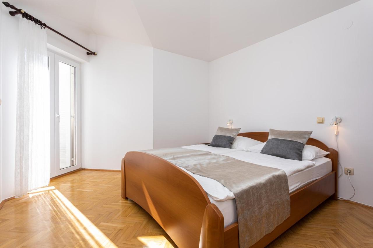 Apartments Crnekovic I Zarok باشْكا المظهر الخارجي الصورة